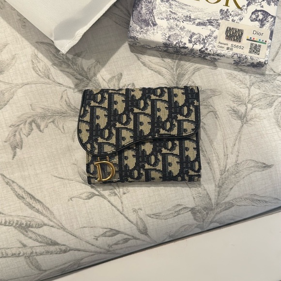 Dior style wallet - Picture 1 of 7